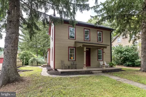 1055 River Rd, Erwinna, PA 18920