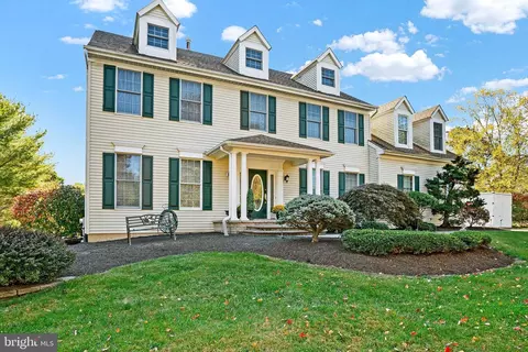 4615 Twinbrook Cir, Doylestown, PA 18902