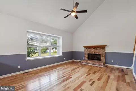 Living - 2036 Carmel Dr, Jamison, PA 18929 photo 6 of 11
