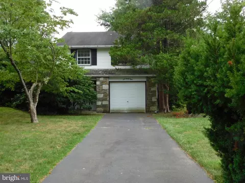 138 Frog Hollow Rd, Southampton, PA 18966
