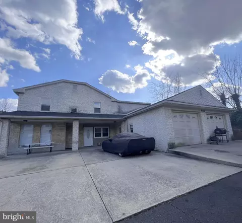 616 Coventry, Croydon, PA 19021