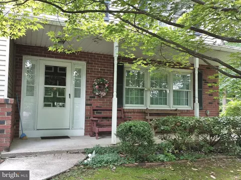 71 Pheasant Rd, Doylestown, PA 18901 photo 3