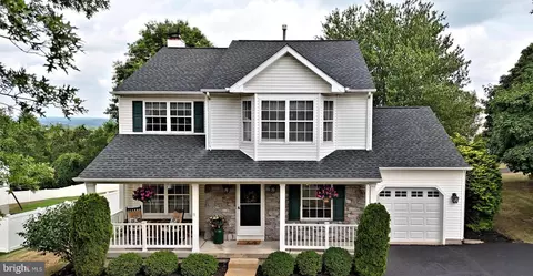 2341 Hemlock Ct, Warrington, PA 18976
