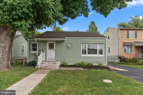 7212 N Radcliffe St, Bristol, PA 19007