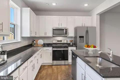 14 N Eighth St, Perkasie, PA 18944