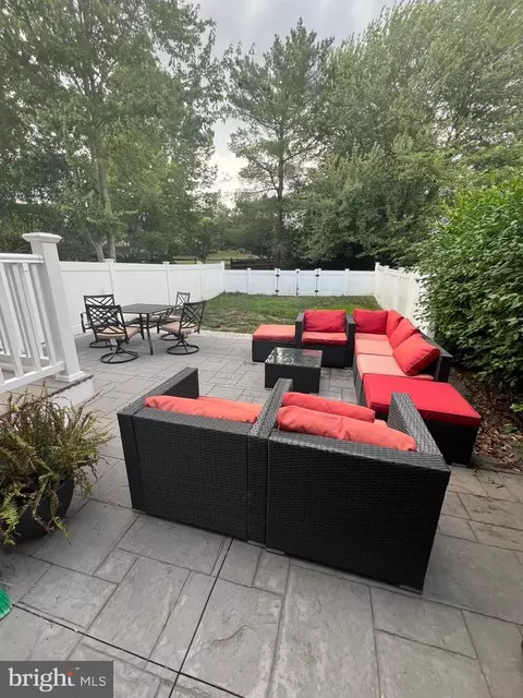 39 Zachary Dr, Chalfont, PA 18914