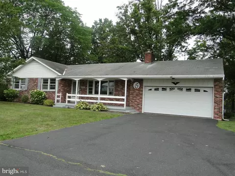 2222 N Main St, Quakertown, PA 18951