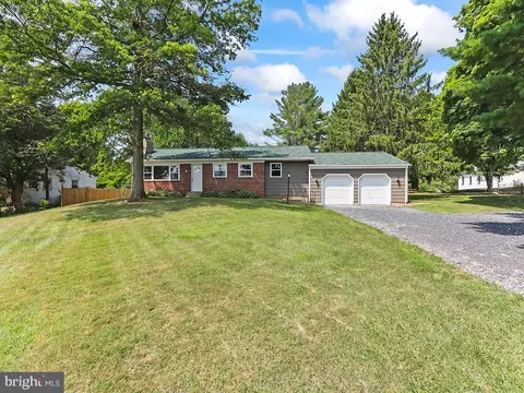 837 Old Bethlehem Rd, Quakertown, PA 18951