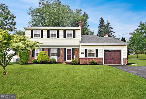 432 Hogeland Rd, Southampton, PA 18966