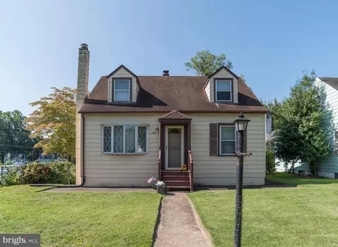 1201 Newport Rd, Bristol, PA 19007