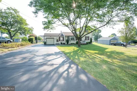 3521 Third Ave, Bensalem, PA 19020