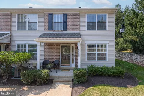5500 Rinker Cir, Doylestown, PA 18902