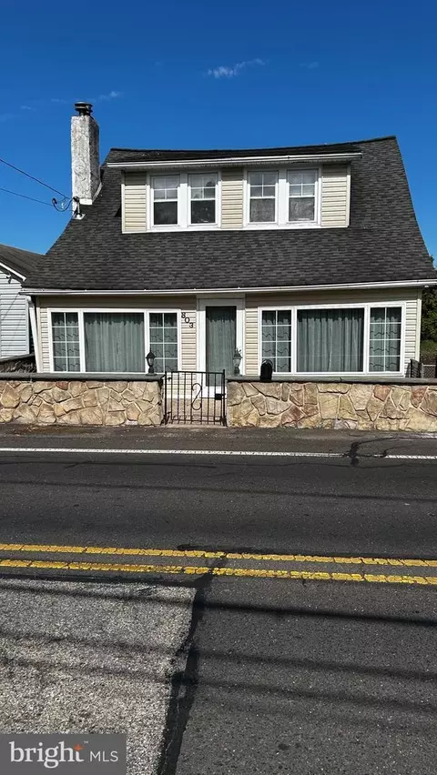 803 Newportville Rd, Croydon, PA 19021