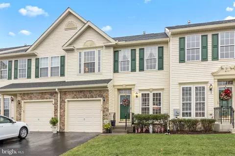 719 Wisteria Dr, Warrington, PA 18976