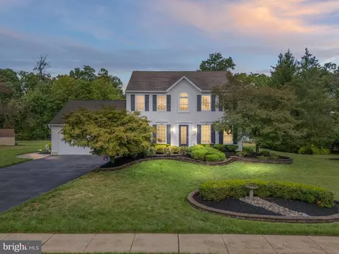 1443 Bentley Dr, Warrington, PA 18976