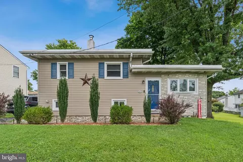 1325 Bensalem Blvd, Bensalem, PA 19020