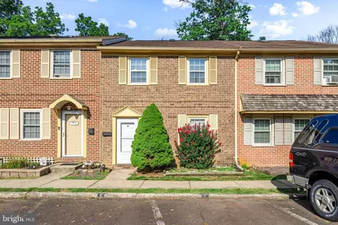72 Stonegate Vlg, Quakertown, PA 18951