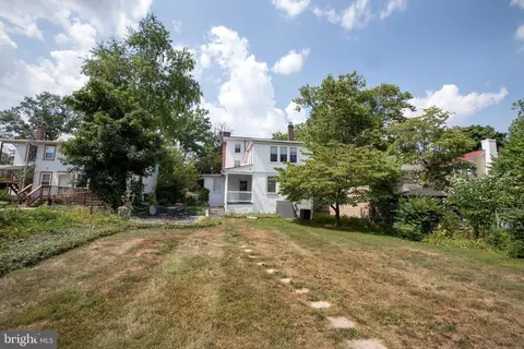 Exterior - 164 E State St, Doylestown, PA 18901 photo 4 of 4