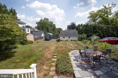 Exterior - 164 E State St, Doylestown, PA 18901 photo 3 of 4