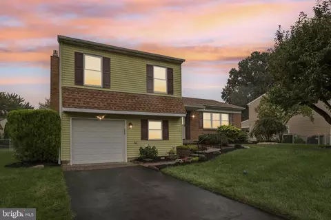 3342 Glendale Dr, Bensalem, PA 19020