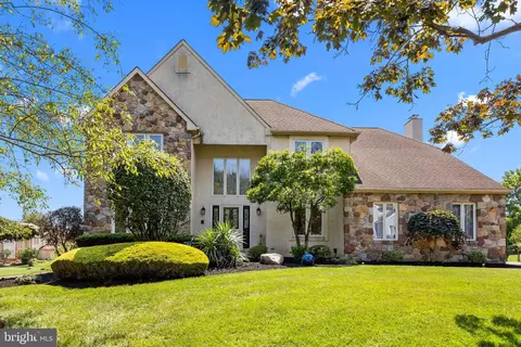 27 W Windrose, Richboro, PA 18954