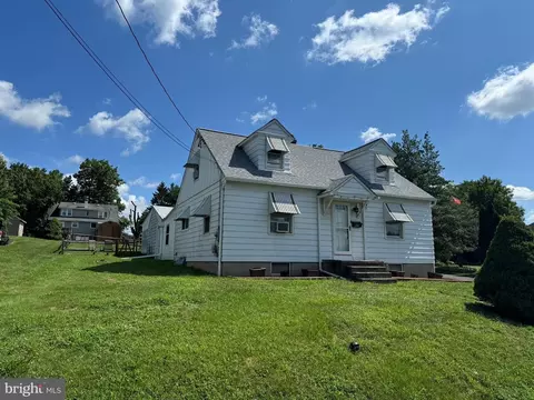 625 W Callowhill St, Perkasie, PA 18944
