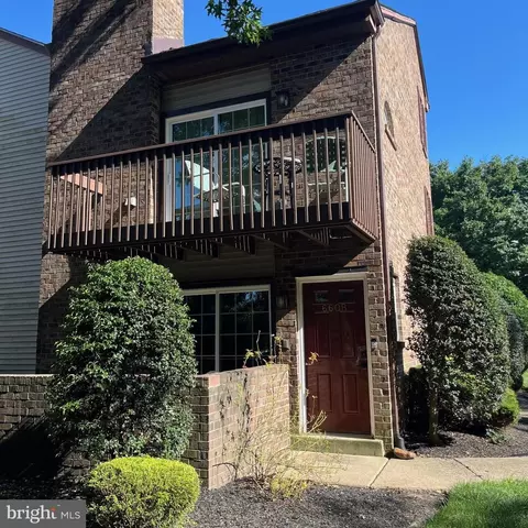 660 B Woodford Ln, Yardley, PA 19067