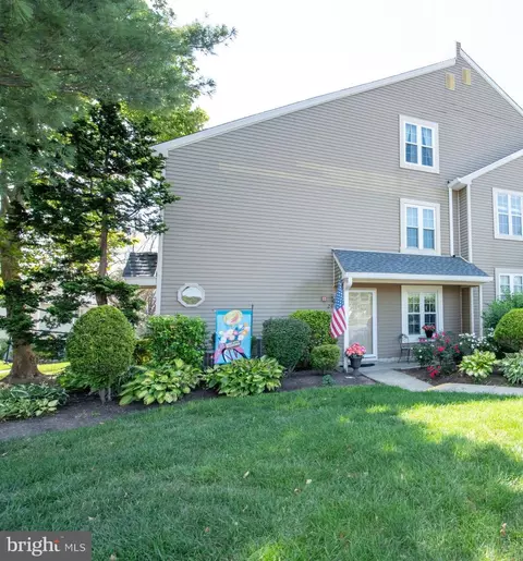 2405 Society Pl, Newtown, PA 18940