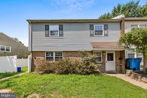 5116 Leeward Rd, Bensalem, PA 19020