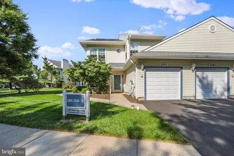 2501 Lynbrooke Dr, Yardley, PA 19067
