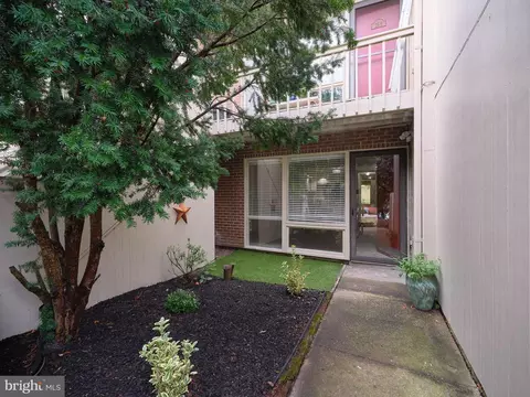 26 A Riverhill, New Hope, PA 18938