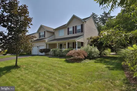 301 Pennington Way, Perkasie, PA 18944