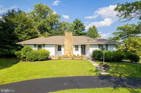 925 Hulmeville Rd, Langhorne, PA 19047