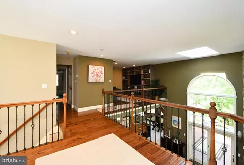 Entry Way - 1415 Wrightstown Rd, Newtown, PA 18940 photo 4 of 10