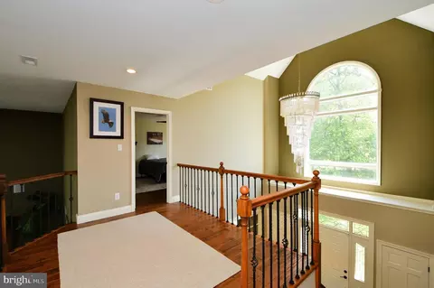 Entry Way - 1415 Wrightstown Rd, Newtown, PA 18940 photo 5 of 10