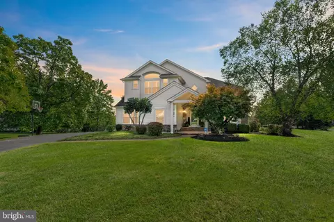 204 Whisper Way, Chalfont, PA 18914