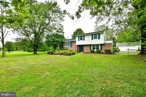 748 Geigel Hill Rd, Ottsville, PA 18942