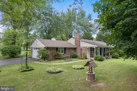 917 Cathill Rd, Sellersville, PA 18960