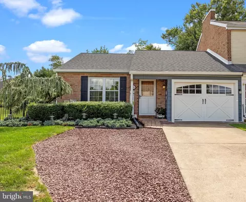 2450 Williamson Ct, Bensalem, PA 19020