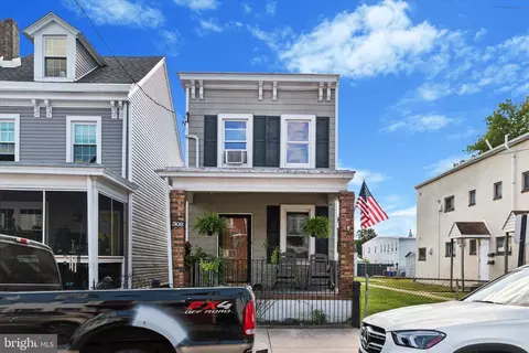 308 Washington St, Bristol, PA 19007
