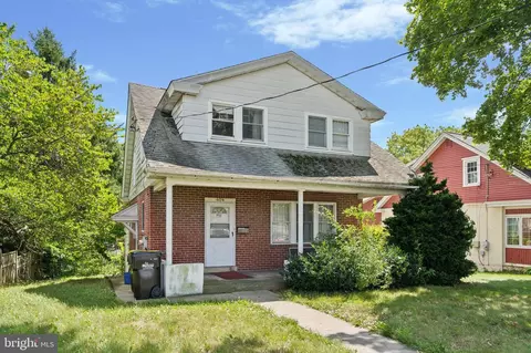 404 W Court St, Doylestown, PA 18901