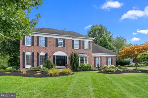 1420 Ridgewood Ln, Newtown, PA 18940