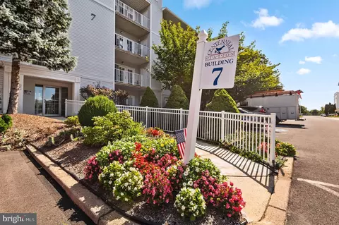7308 Centennial Sta, Warminster, PA 18974