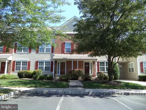 103 Goldfinch Ct, Warrington, PA 18976