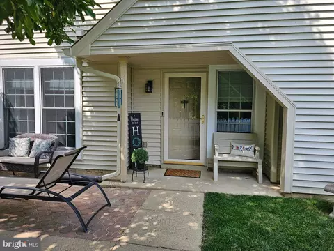 1723 Balas Cir, Southampton, PA 18966