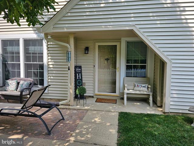 1723 Balas Cir, Southampton, PA 18966