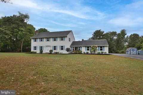 676 Swamp Rd, Furlong, PA 18925