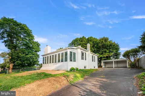 6271 Sterling Ave, Bensalem, PA 19020