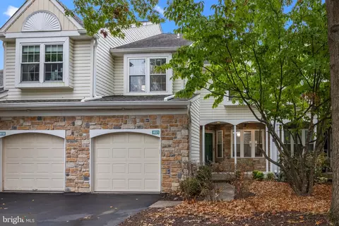 1621 Covington Rd #11, Yardley, PA 19067