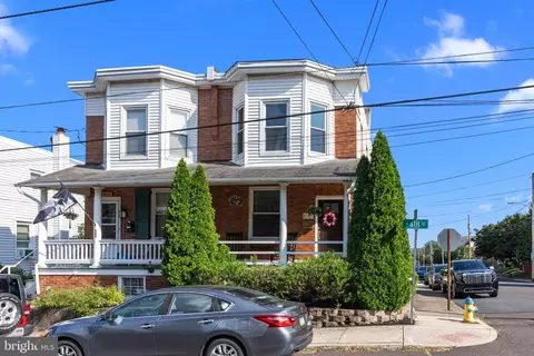 301 N 6th St, Perkasie, PA 18944